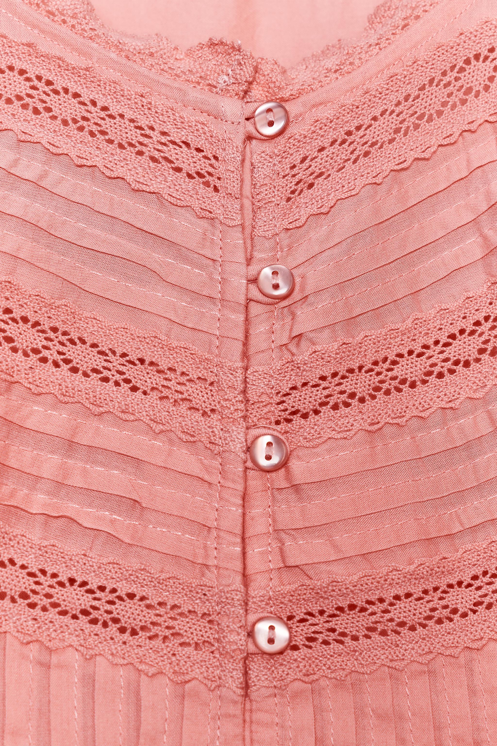 LACE ROMANTIC BLOUSE